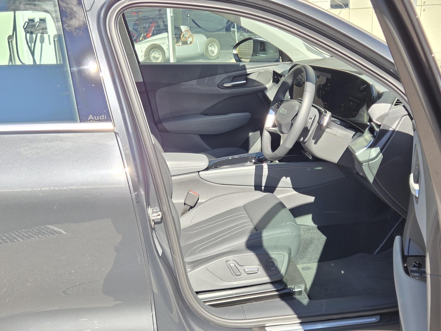 Image about Audi Q3 SUV TFSI 110 kW