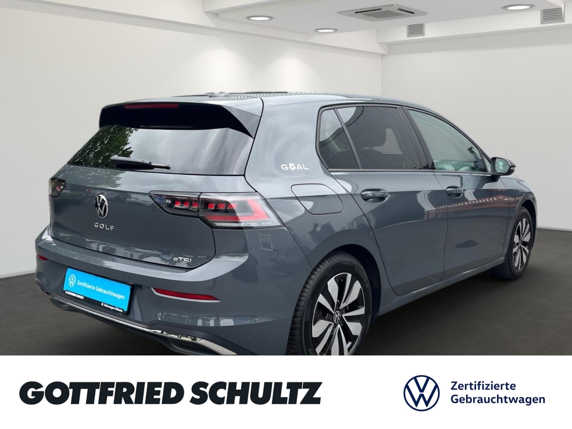 Volkswagen Golf Life