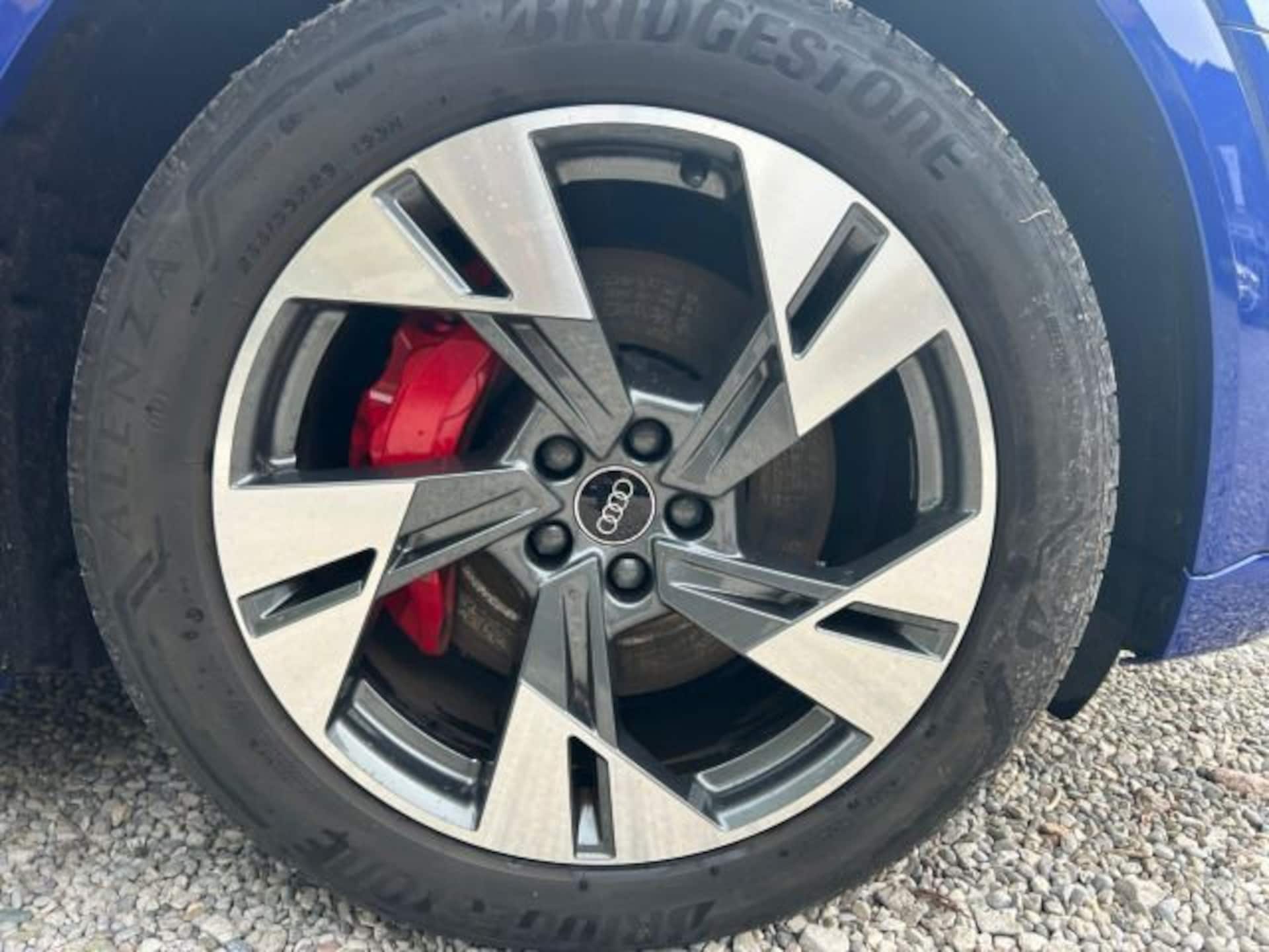 Audi Q8 Sportback e-tron S line