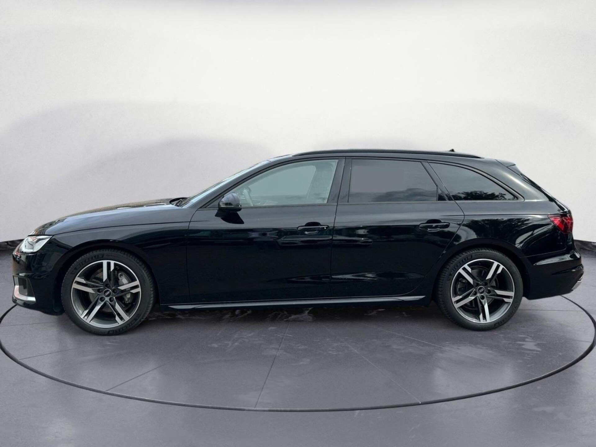 Audi A4 Avant Advanced