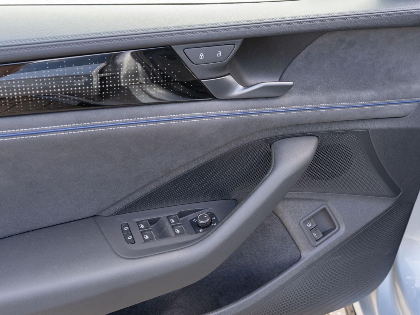 Volkswagen Passat – Bild 11