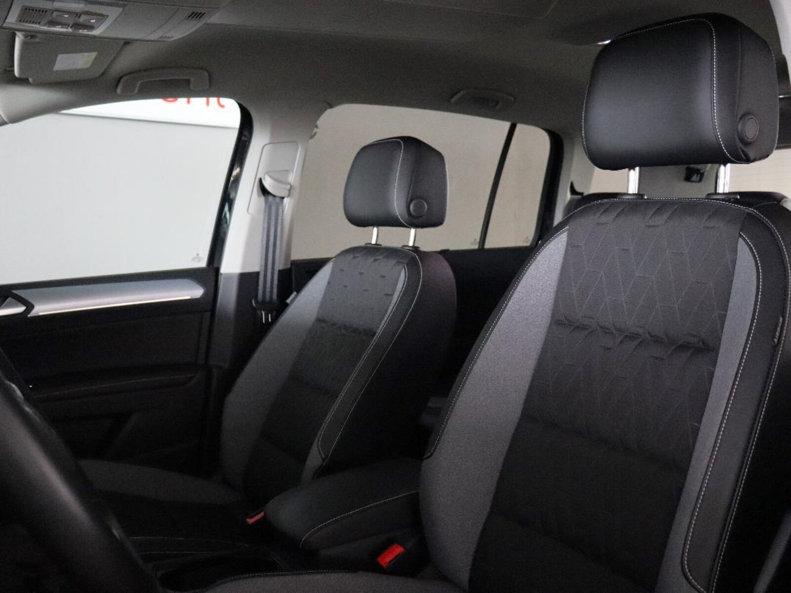 Volkswagen Touran – Bild 11