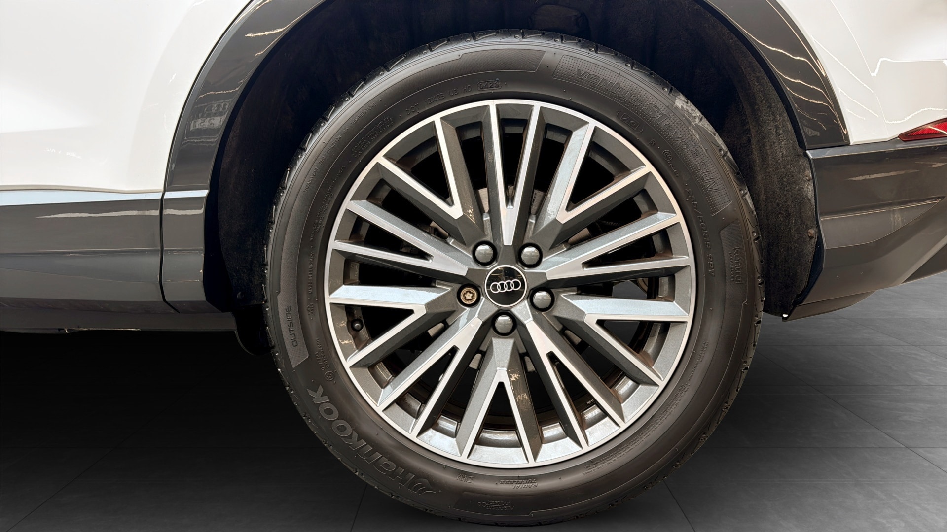 Bild som visar Audi Q3 Q3 35 TFSI Proline advanced 150 hk S tronic - för mer information kontakta din Audi Partner