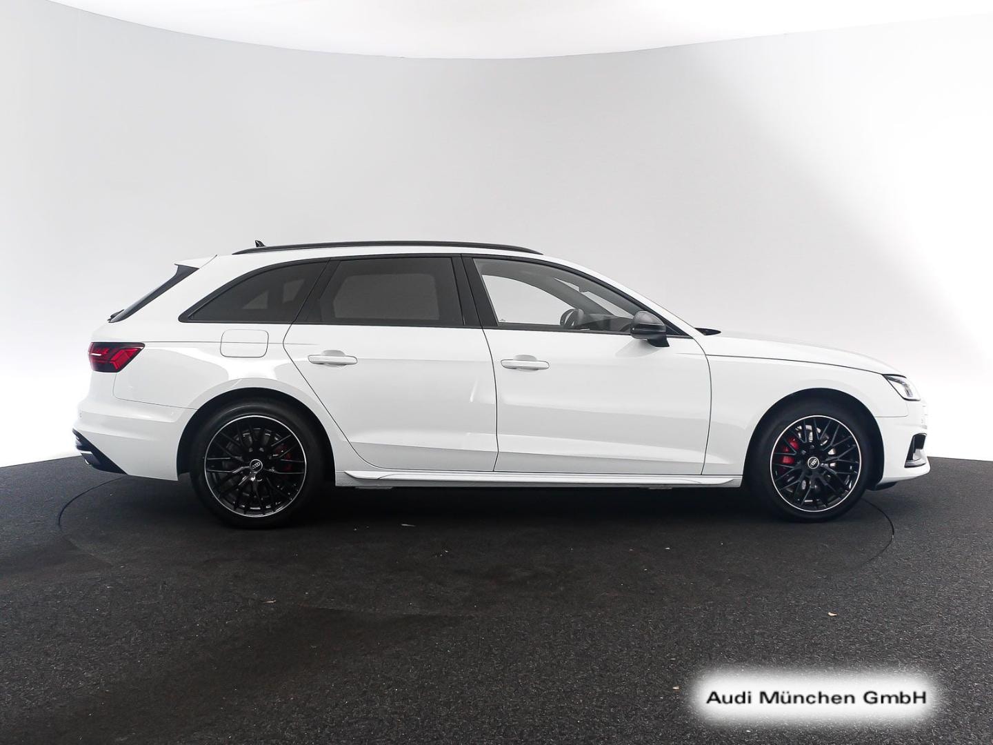 Bild über Audi A4 Avant advanced 40 TFSI quattro S tronic - für weitere Informationen kontaktieren Sie den Audi Partner