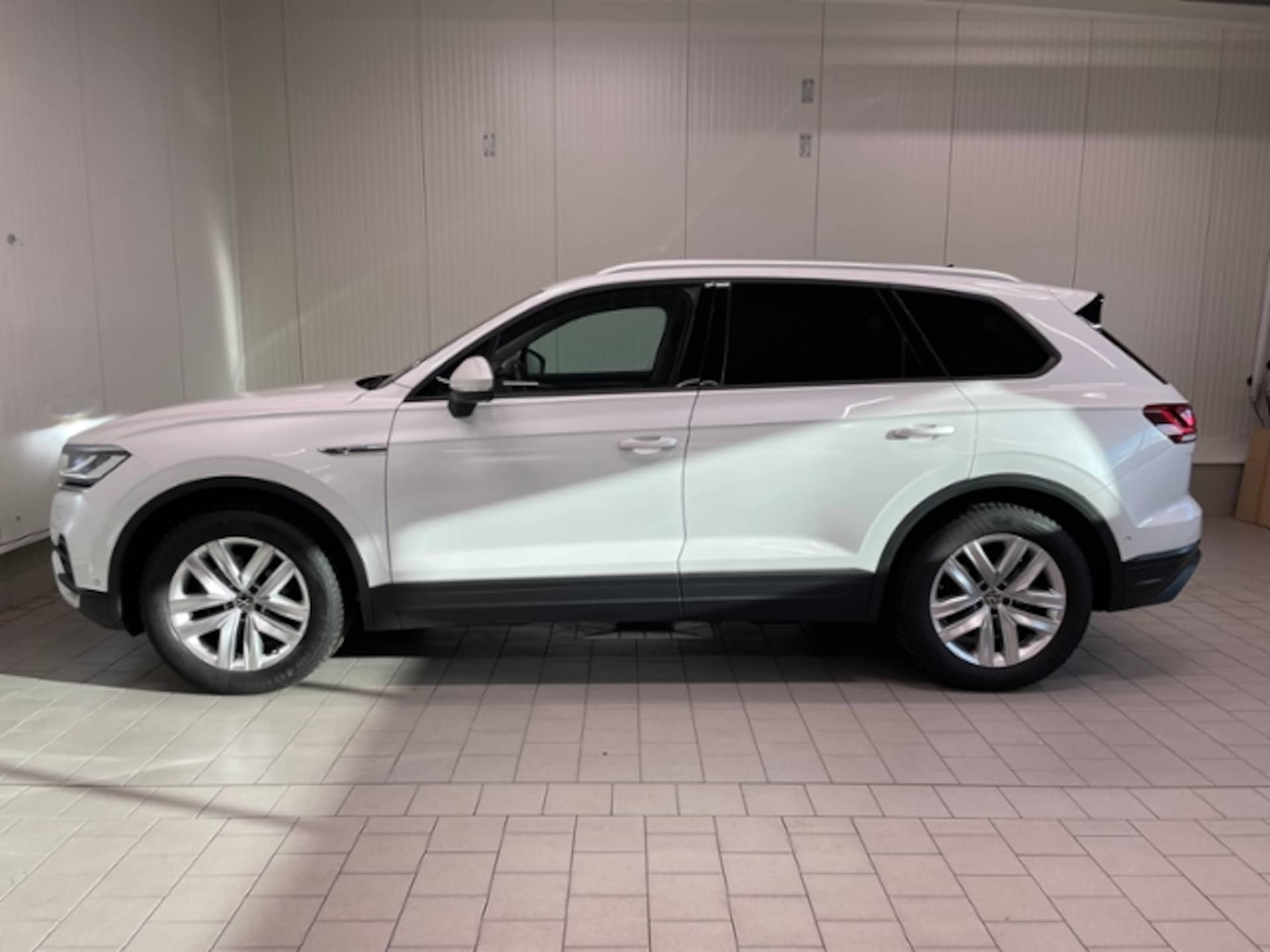 Volkswagen Touareg Basis-Modell
