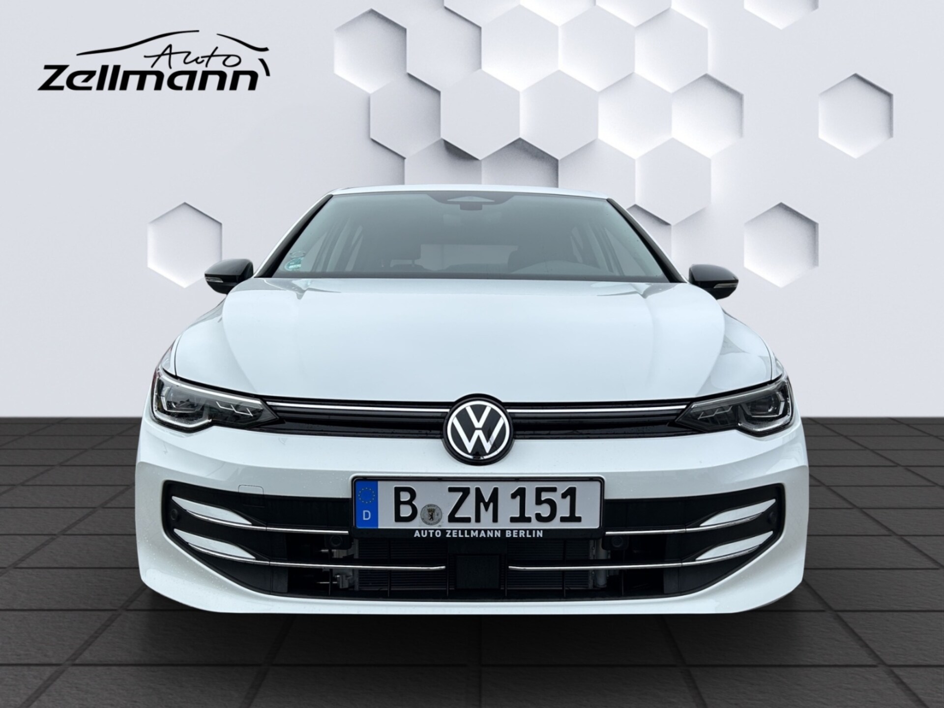 Volkswagen Golf Life