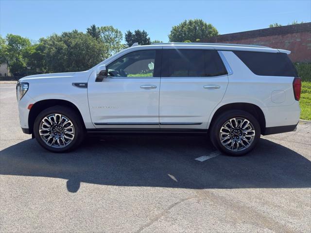 2024 GMC Yukon Denali Ultimate - Photo 8
