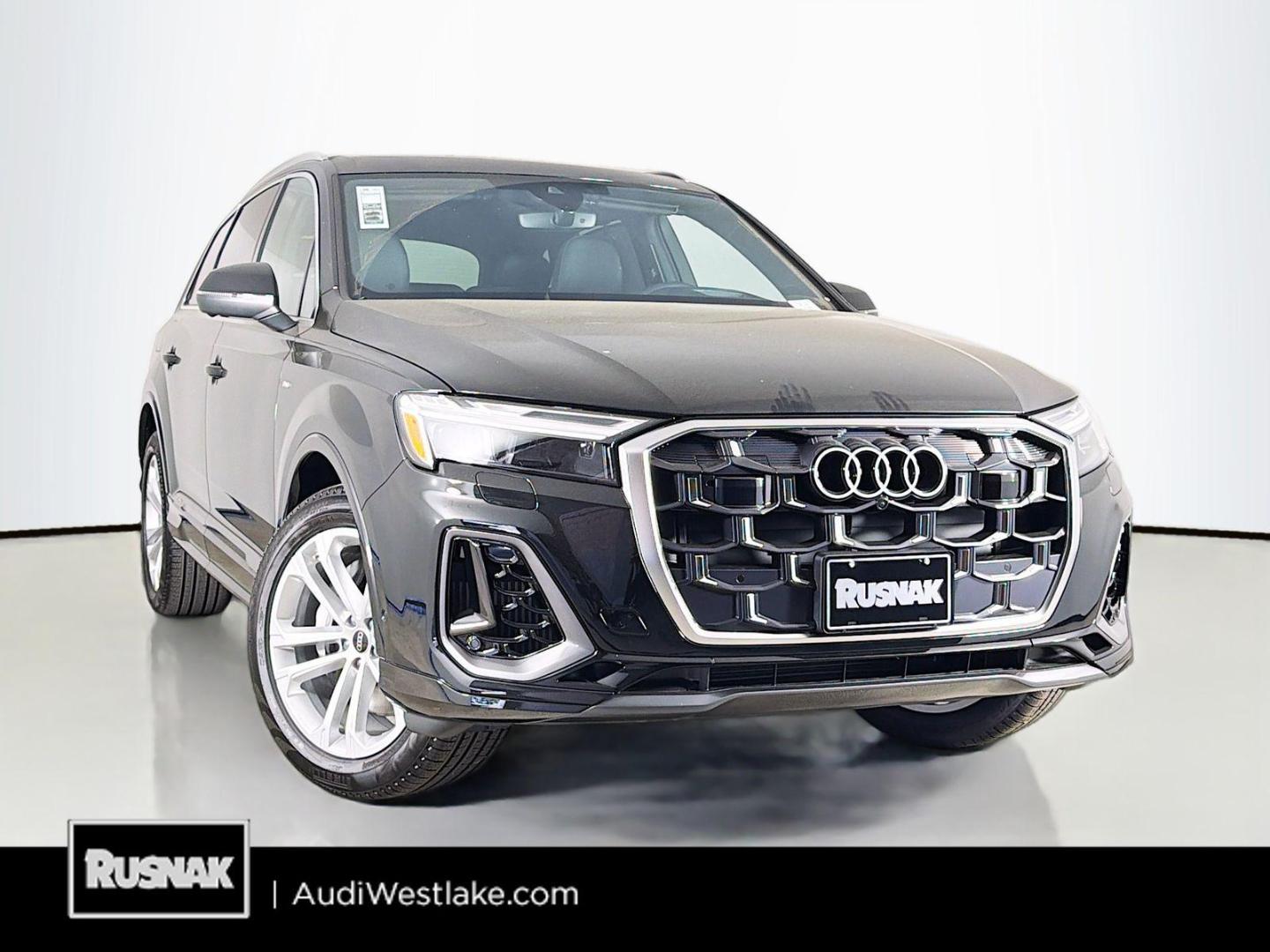 2026 Audi Q7 55 Prestige quattro Tiptronic's photo