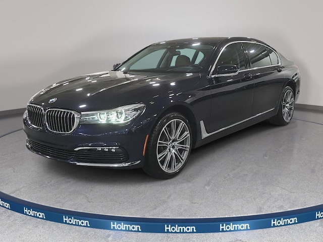 2018 BMW 740i
