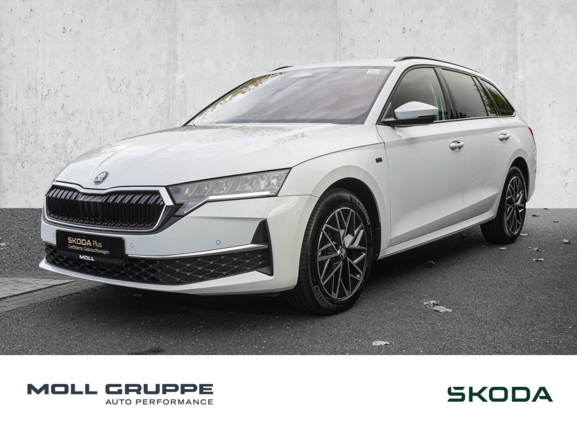 Skoda Octavia Combi — Skoda Octavia Combi 2.0 TDI DSG Tour NAVI LHZ