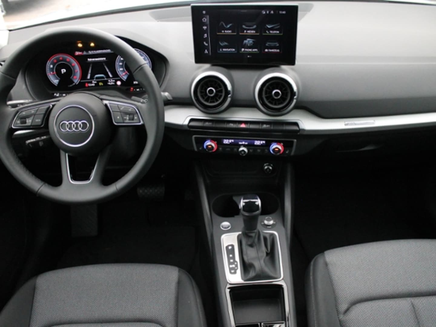 Bild über Audi Q2 advanced 35 TFSI S tronic - für weitere Informationen kontaktieren Sie den Audi Partner