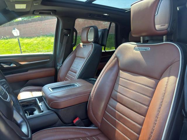 2024 GMC Yukon Denali Ultimate - Photo 11