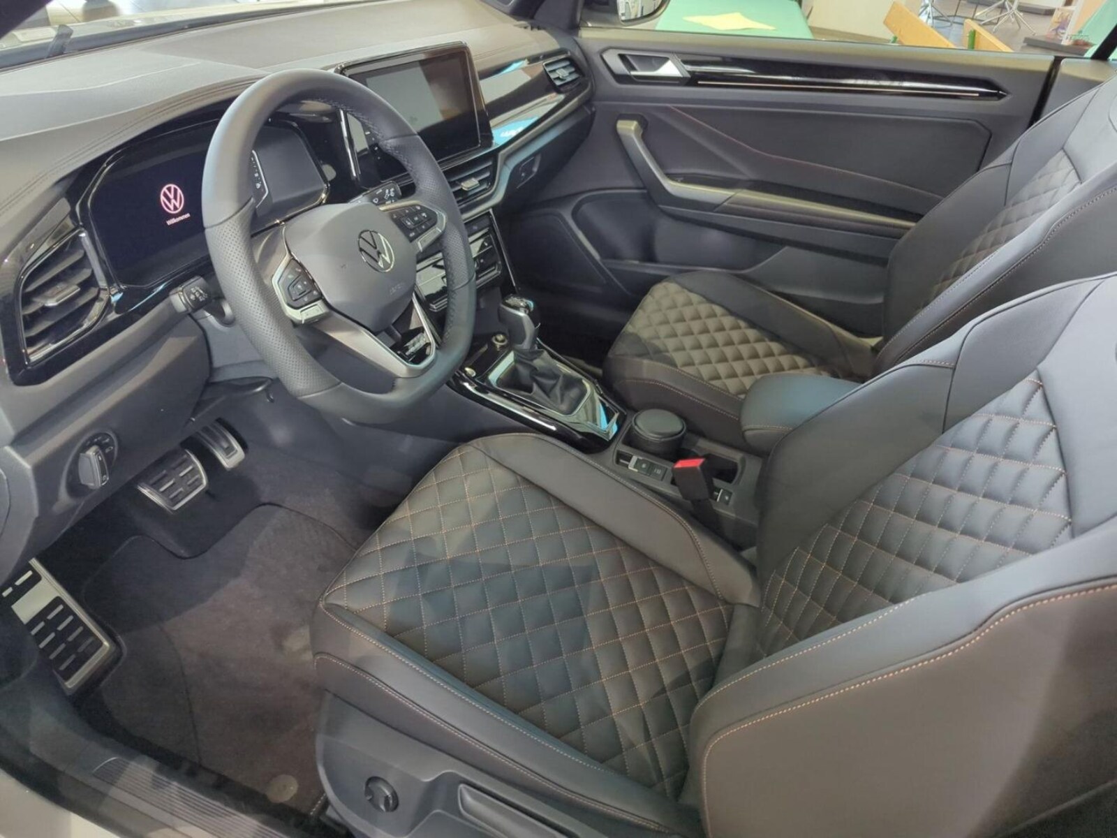 Volkswagen T-Roc Cabriolet – Bild 8