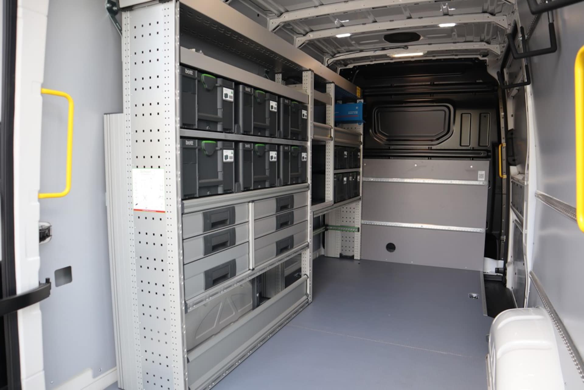 Volkswagen Crafter Kasten mittlerer Radstand