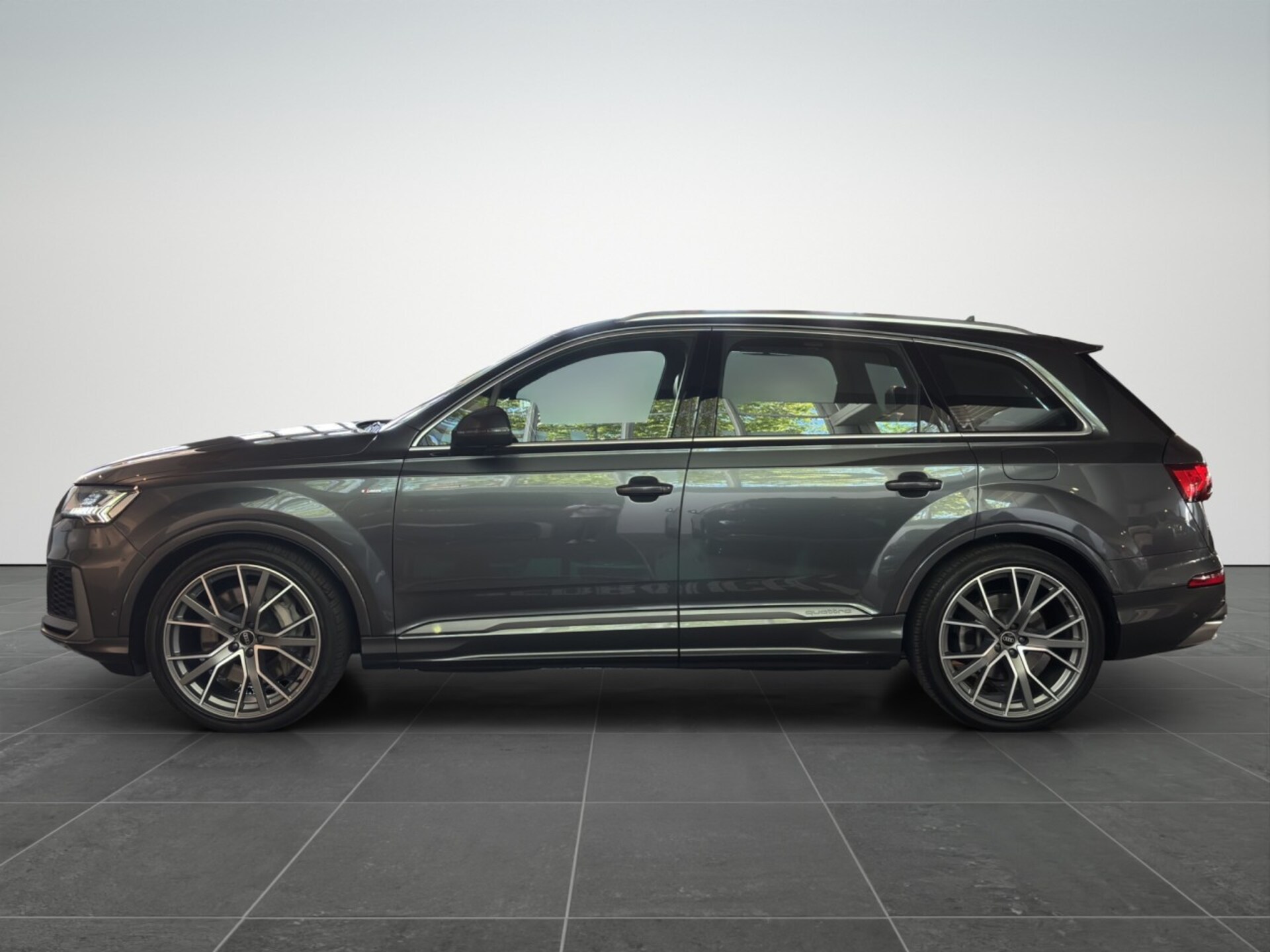Audi Q7 SUV TFSI e S line