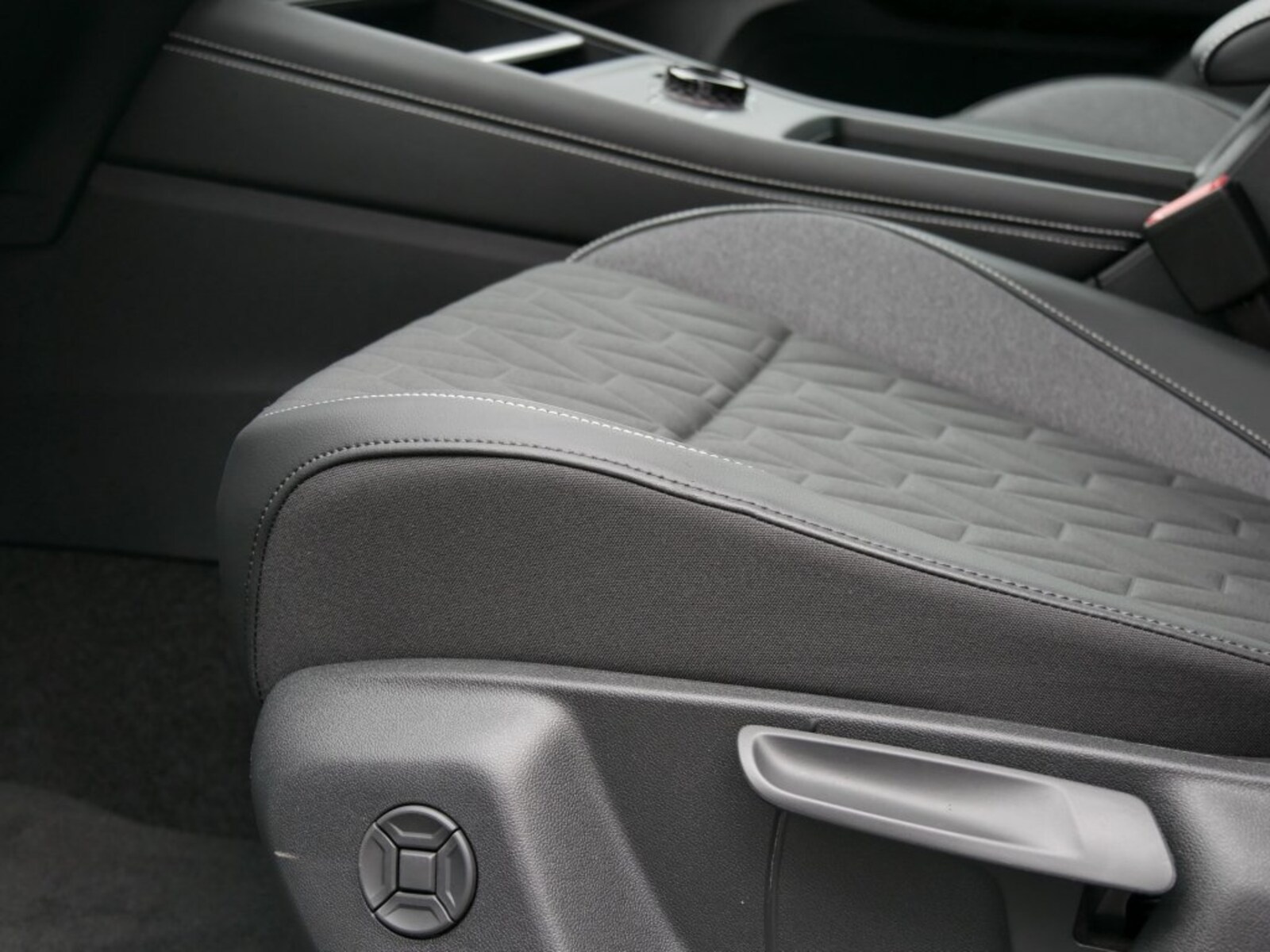 Volkswagen Tiguan – Bild 13
