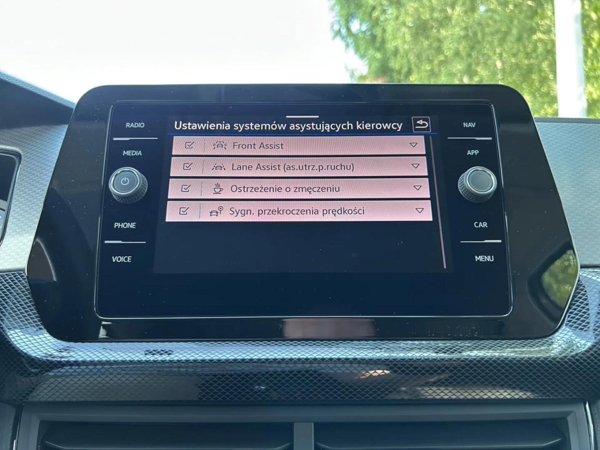 Volkswagen T-Cross Life Plus