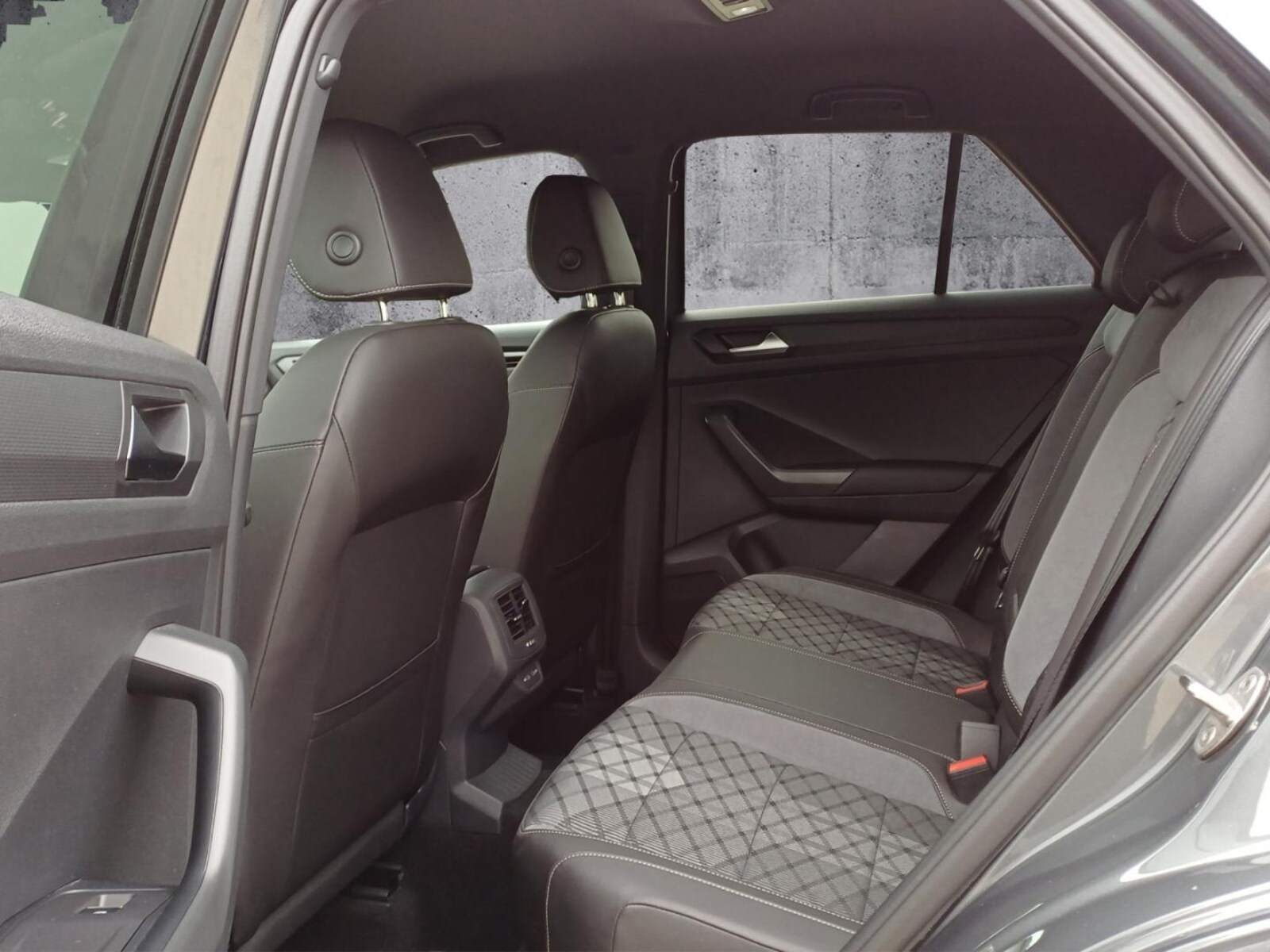 Volkswagen T-Roc – Bild 12