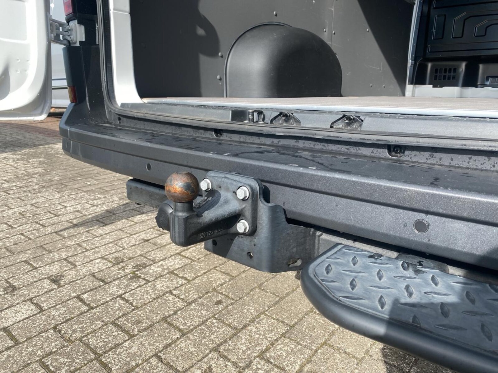 Volkswagen Crafter Kasten mittlerer Radstand – Bild 12