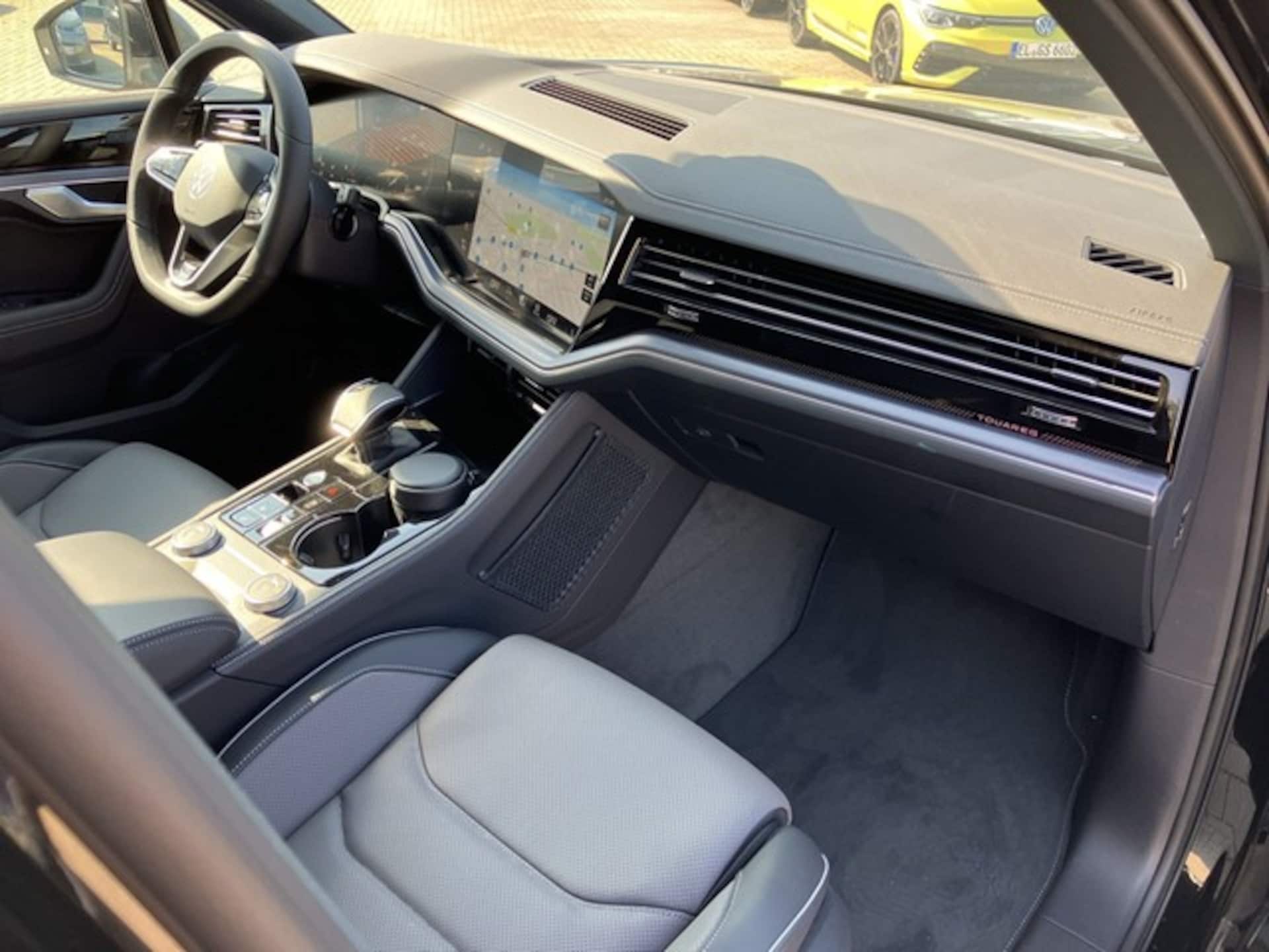 Volkswagen Touareg R-Line