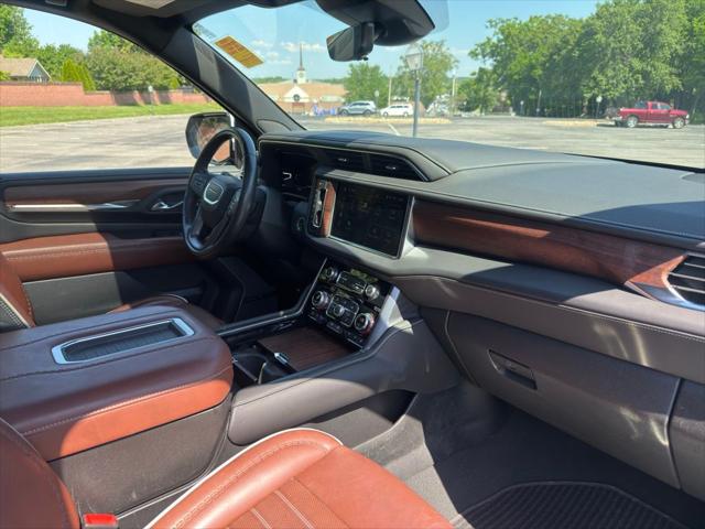 2024 GMC Yukon Denali Ultimate - Photo 14