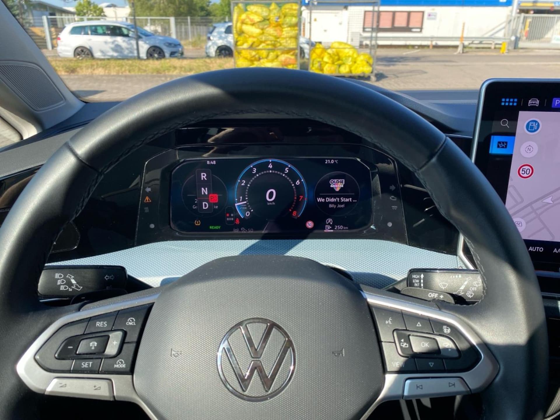 Volkswagen Golf Life