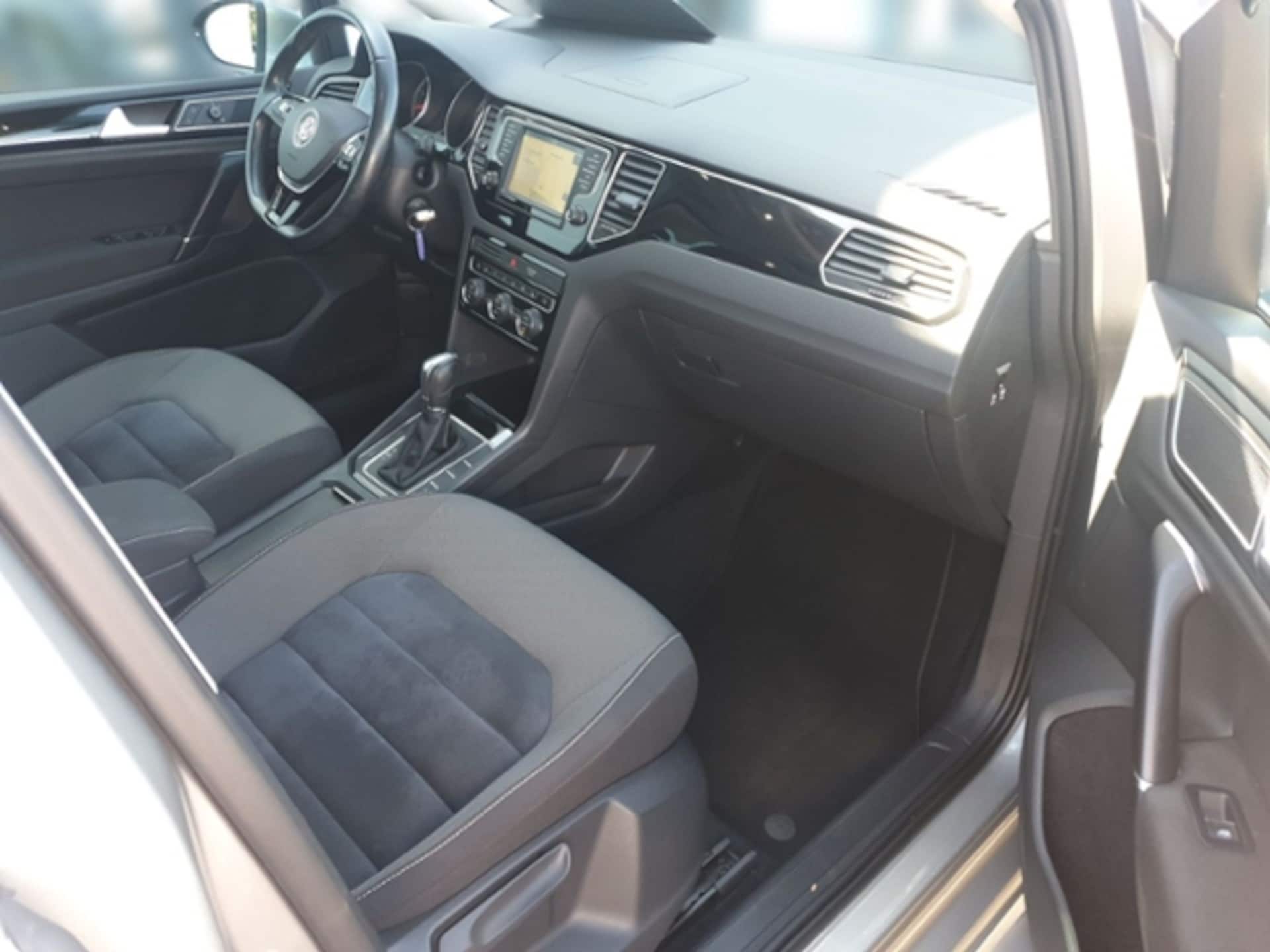 Volkswagen Golf Sportsvan Highline