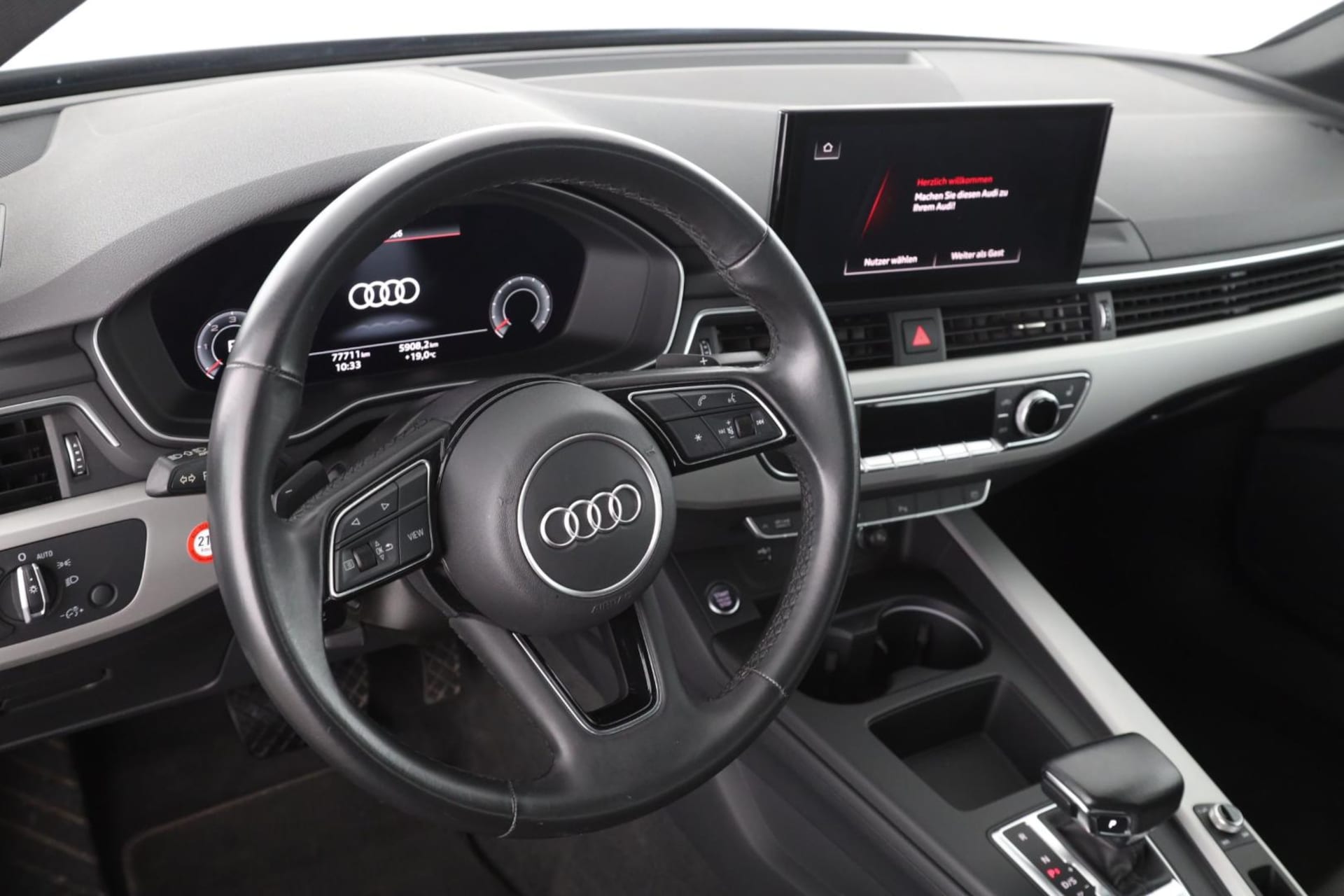 Audi A4 Limousine Advanced