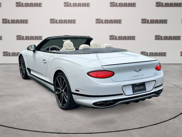 2022 Bentley Continental