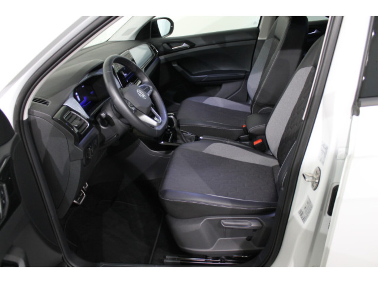 Volkswagen T-Cross – Bild 10