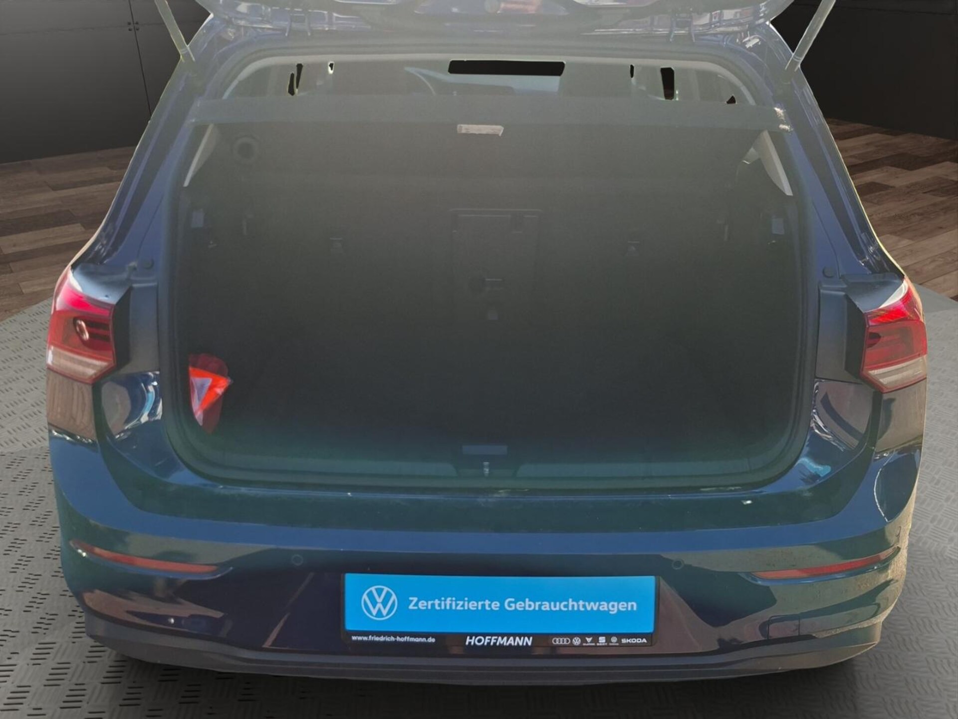 Volkswagen Golf Life