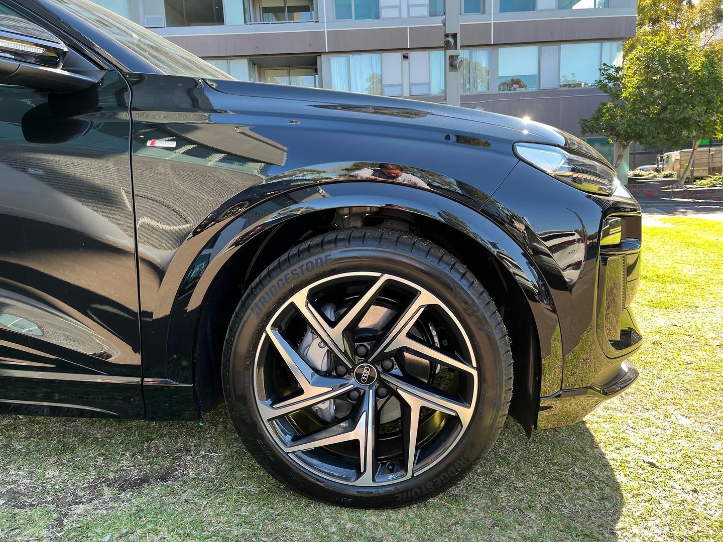Image about Audi Q6 Sportback e-tron e-tron quattro