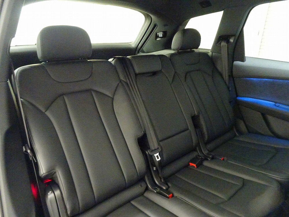 Image about Audi Q7 50 TDI quattro S line kW(PS) tiptronic
