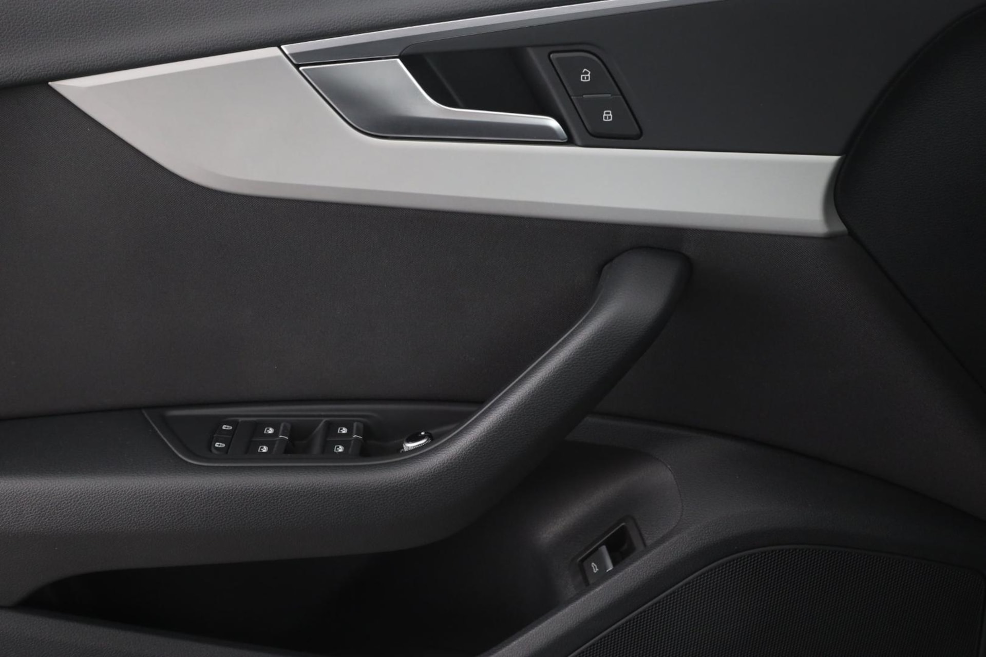 Audi A4 Limousine Advanced