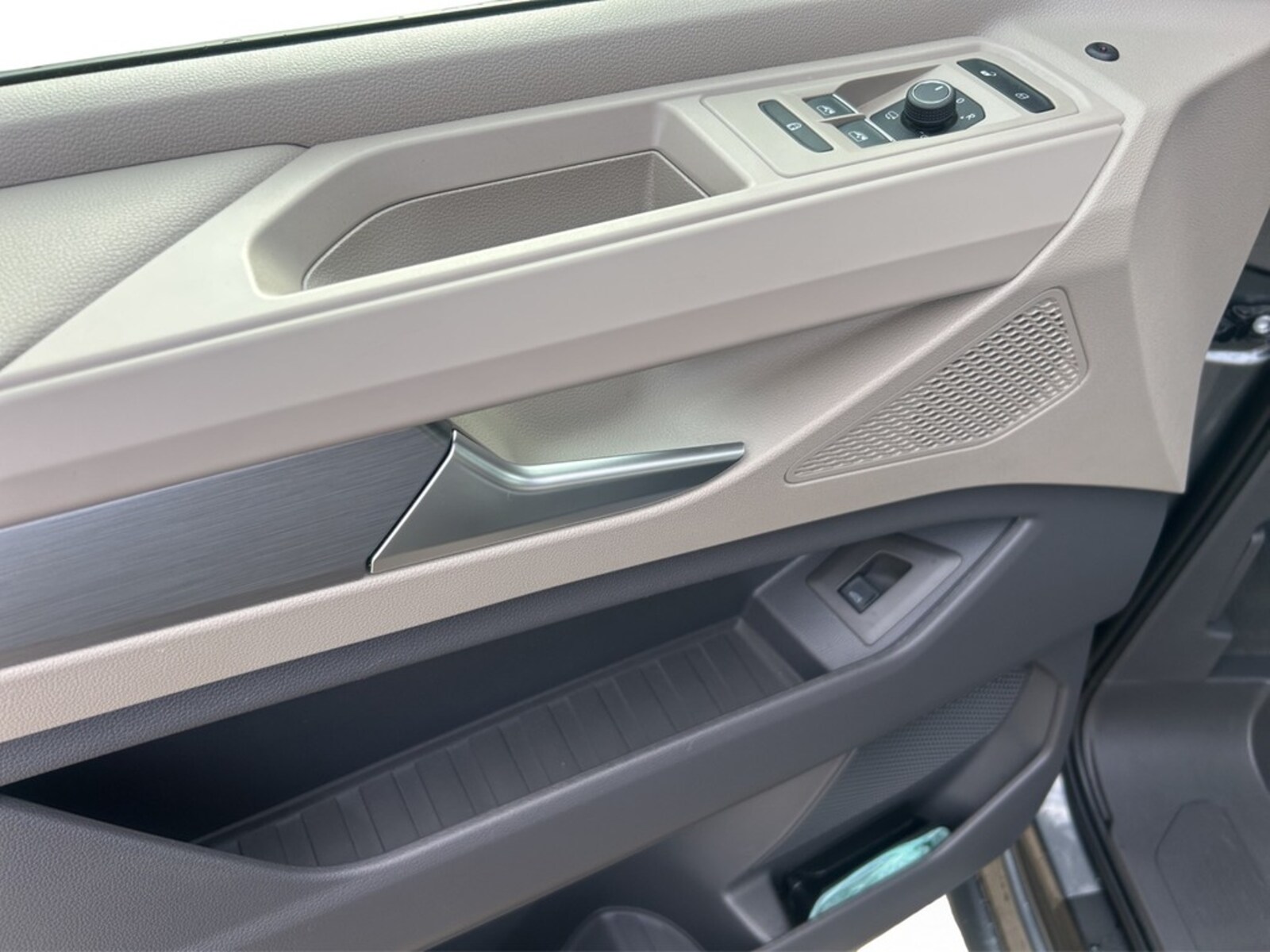 Volkswagen Multivan Langversion – Bild 13