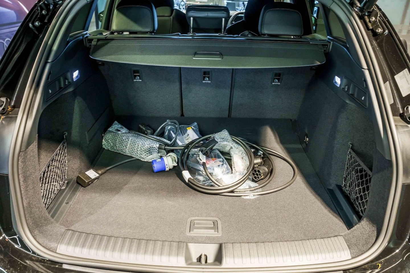 Image about Audi Q6 SUV e-tron e-tron quattro