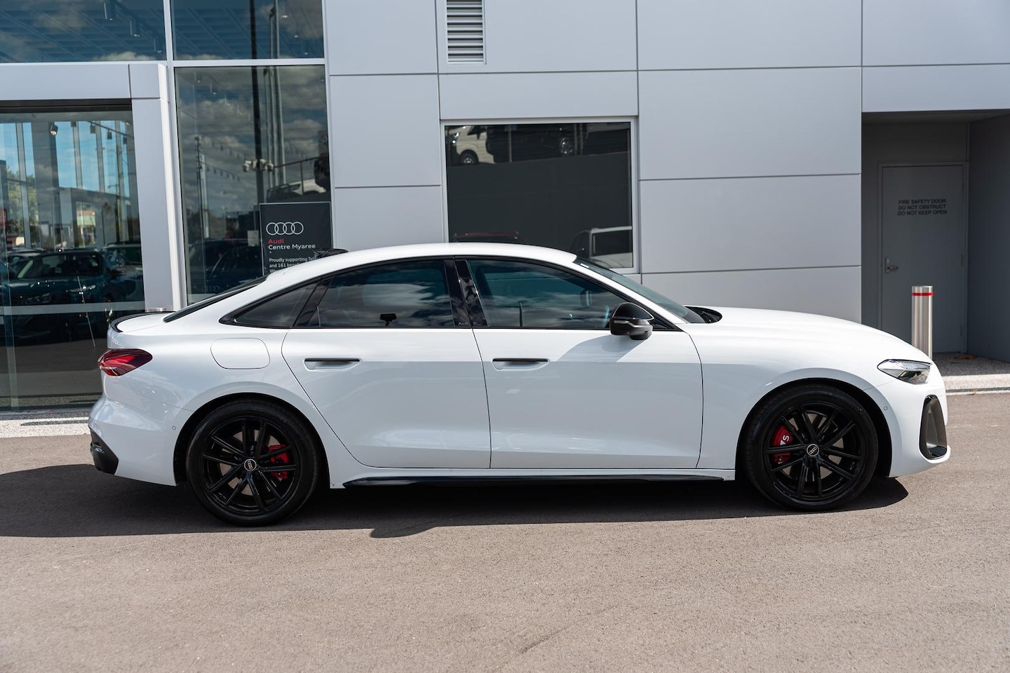 Image about Audi S5 Sedan TFSI quattro 270 kW S tronic
