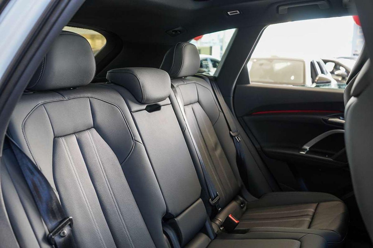 Image about Audi Q5 SUV TFSI quattro 200 kW sport