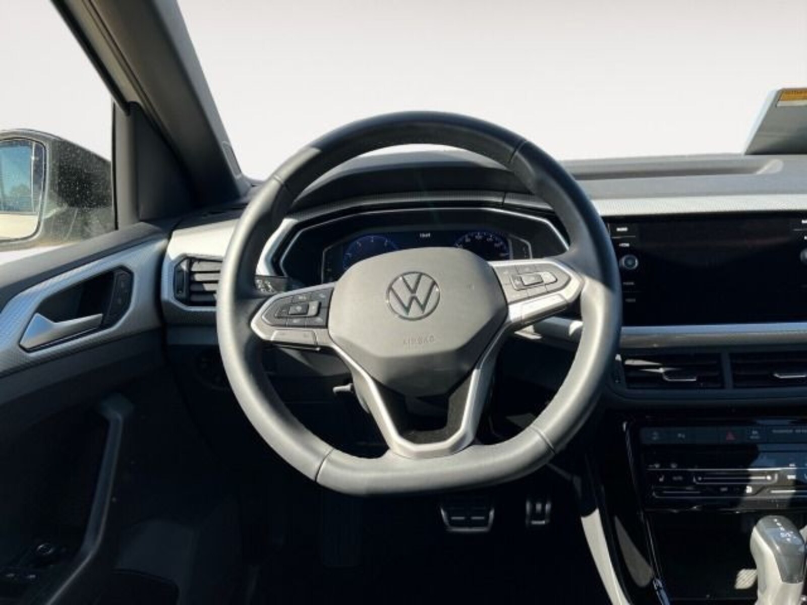 Volkswagen T-Cross – Bild 12