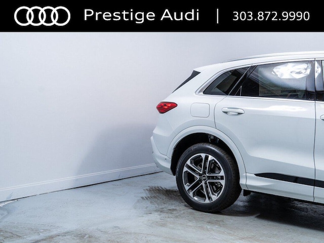2025 Audi Q5 Premium - Photo 10
