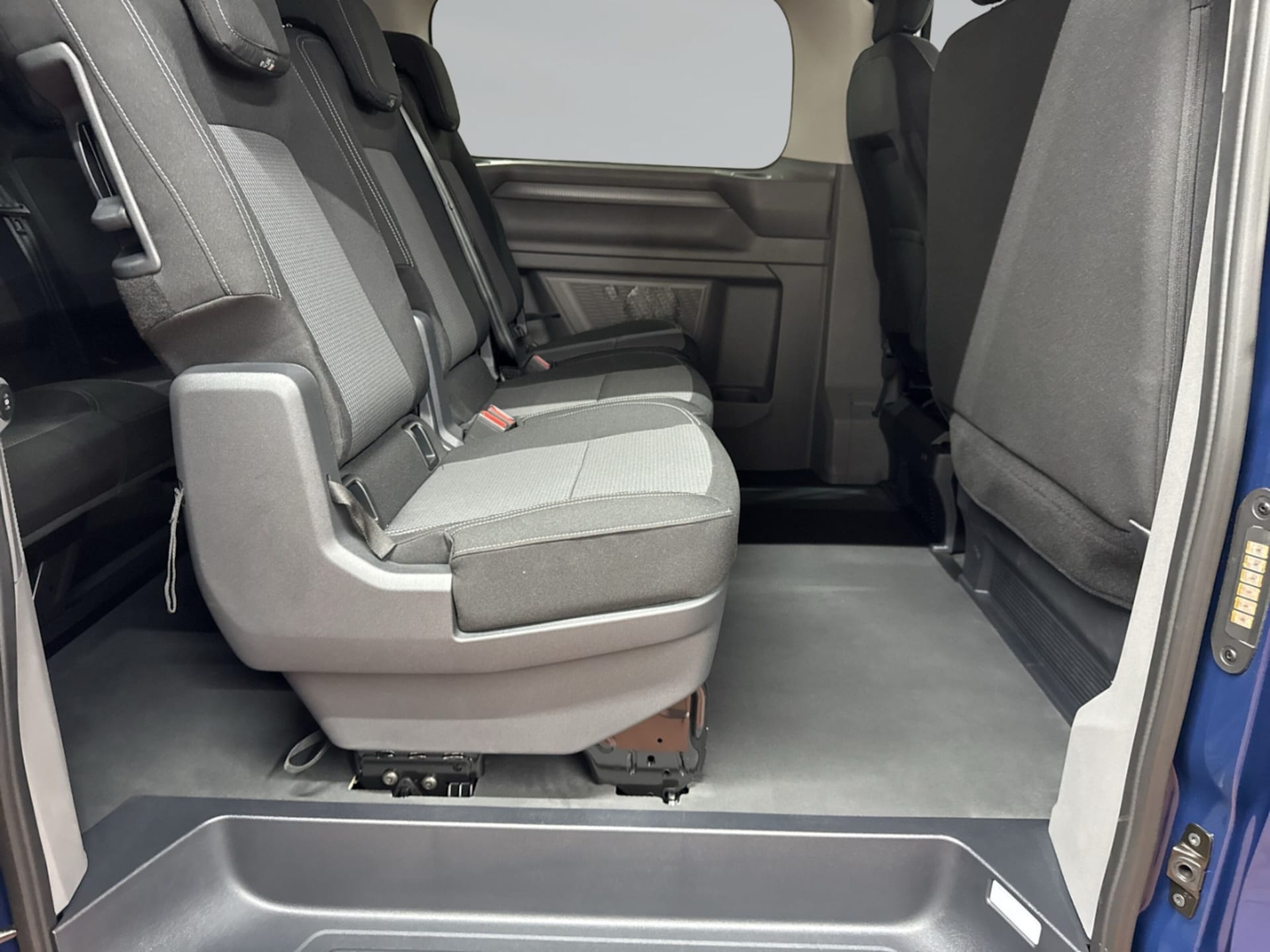 Volkswagen Caravelle Basis-Modell