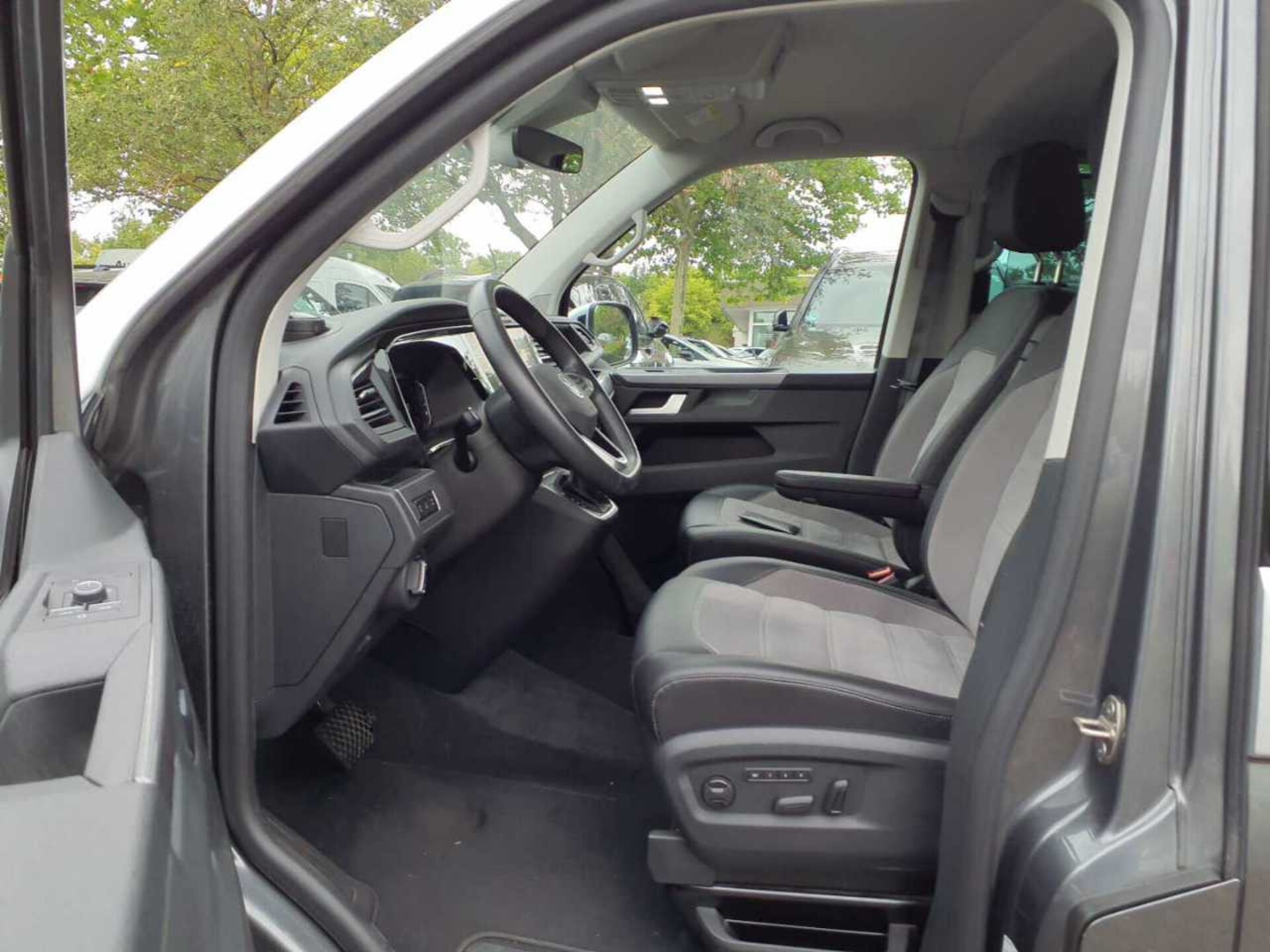 Volkswagen T6.1 Multivan Comfortline