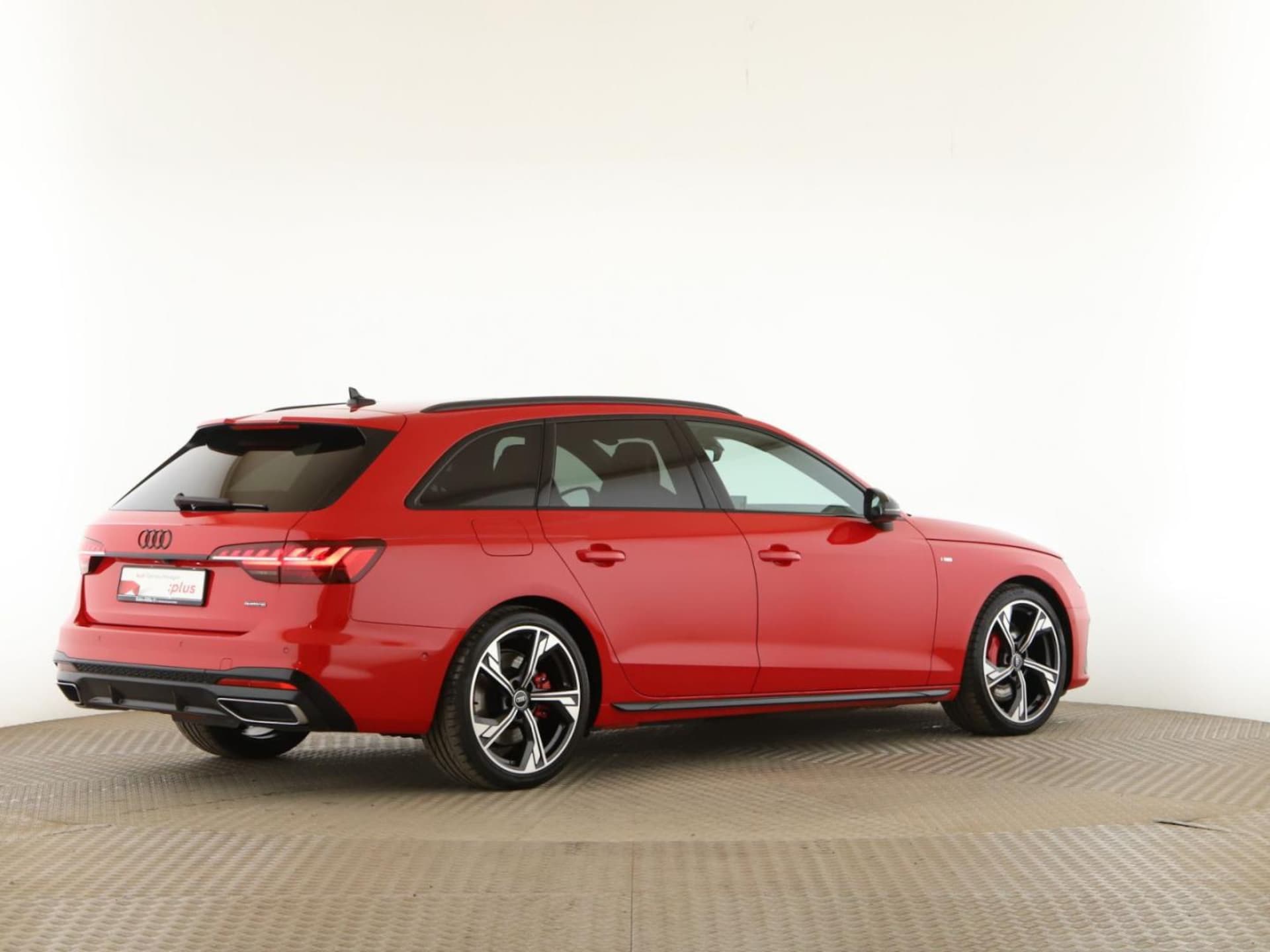 Audi A4 Avant S line