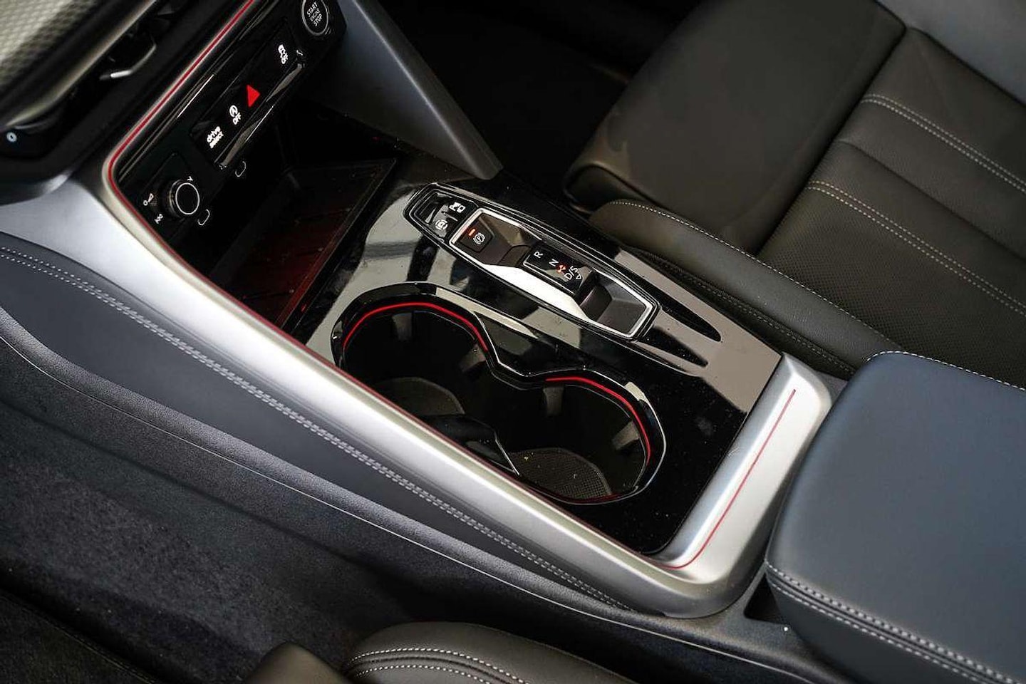 Image about Audi Q5 SUV TFSI quattro 200 kW sport