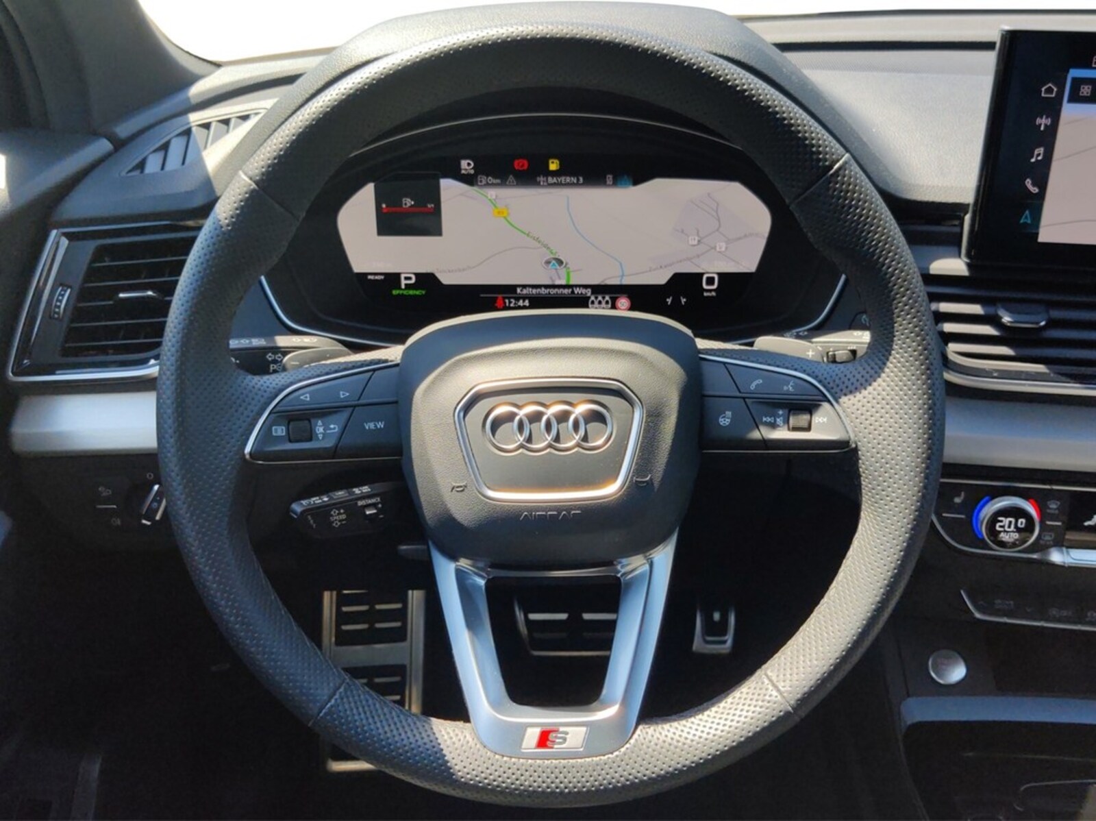 Audi Q5 – Bild 14