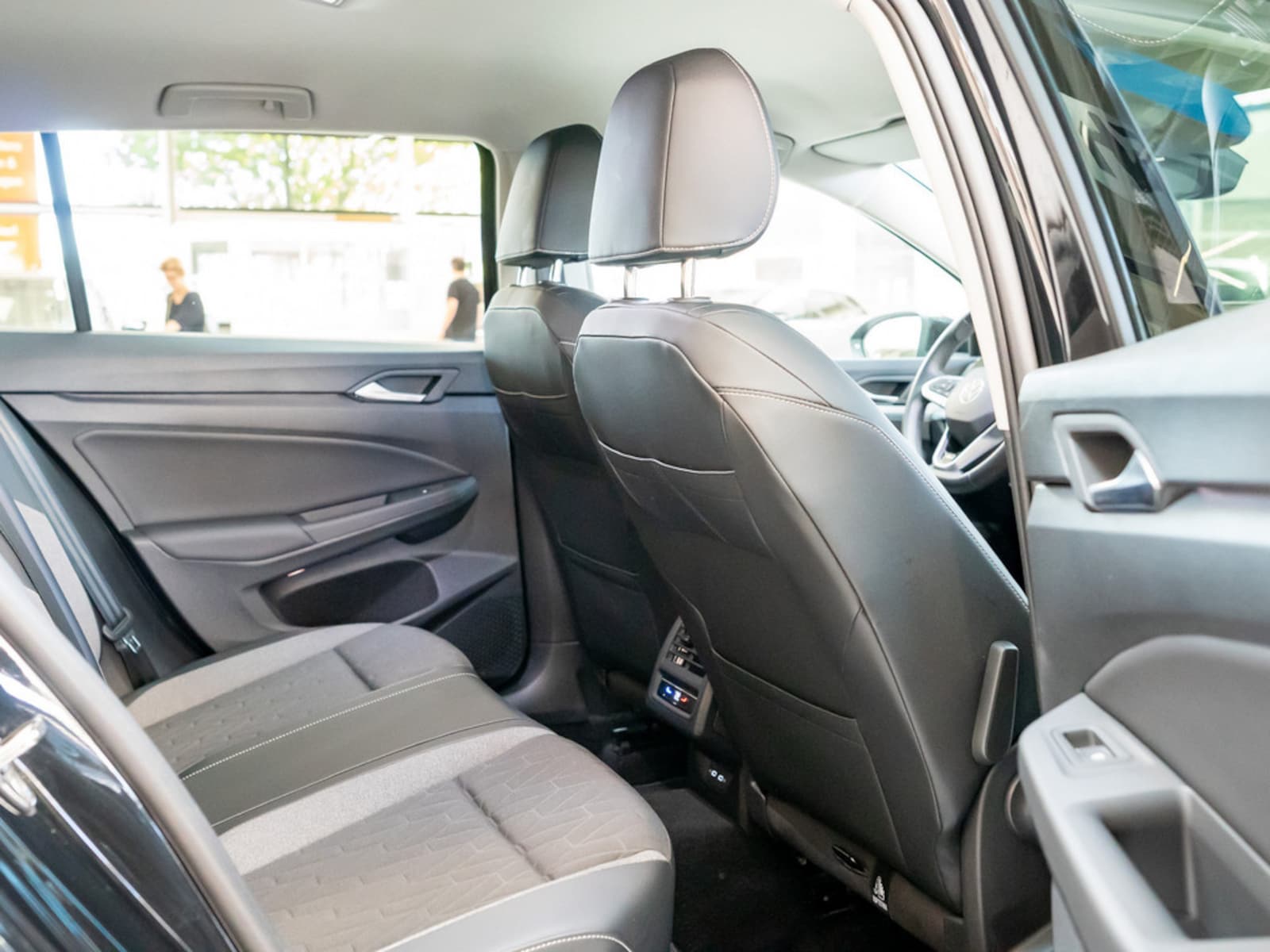 Volkswagen Golf Variant – Bild 7