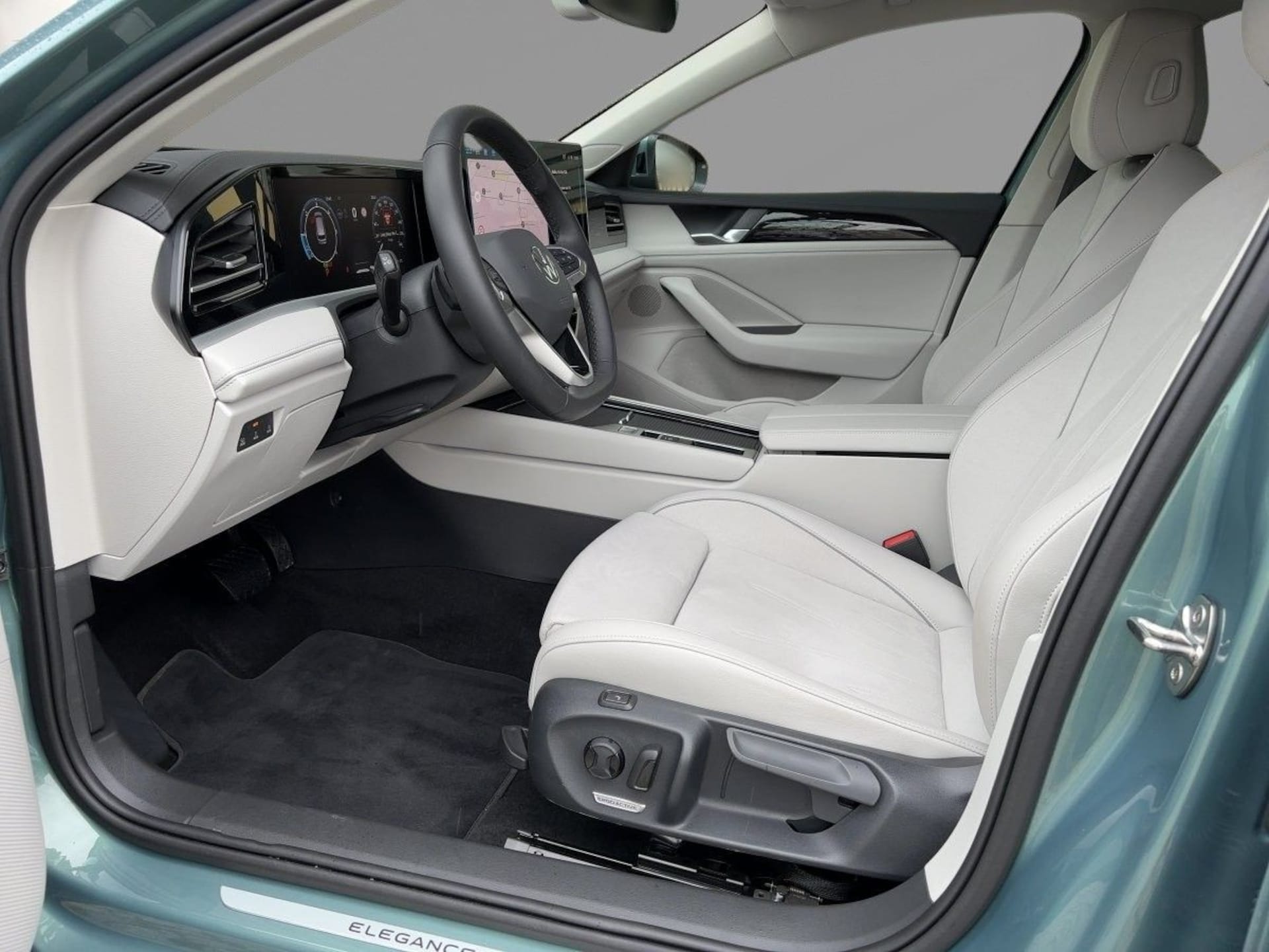 Volkswagen Passat Elegance
