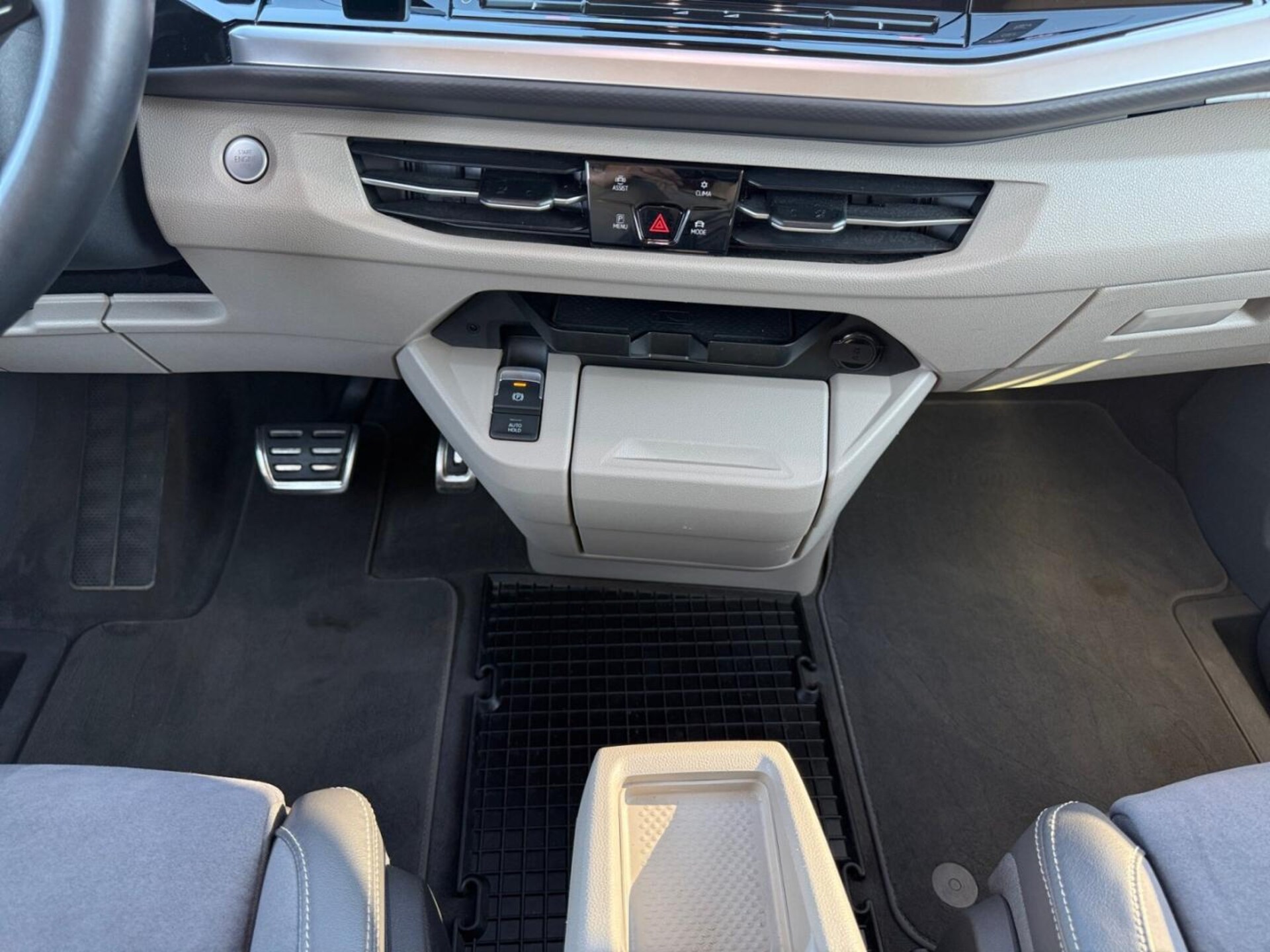 Volkswagen Multivan Style