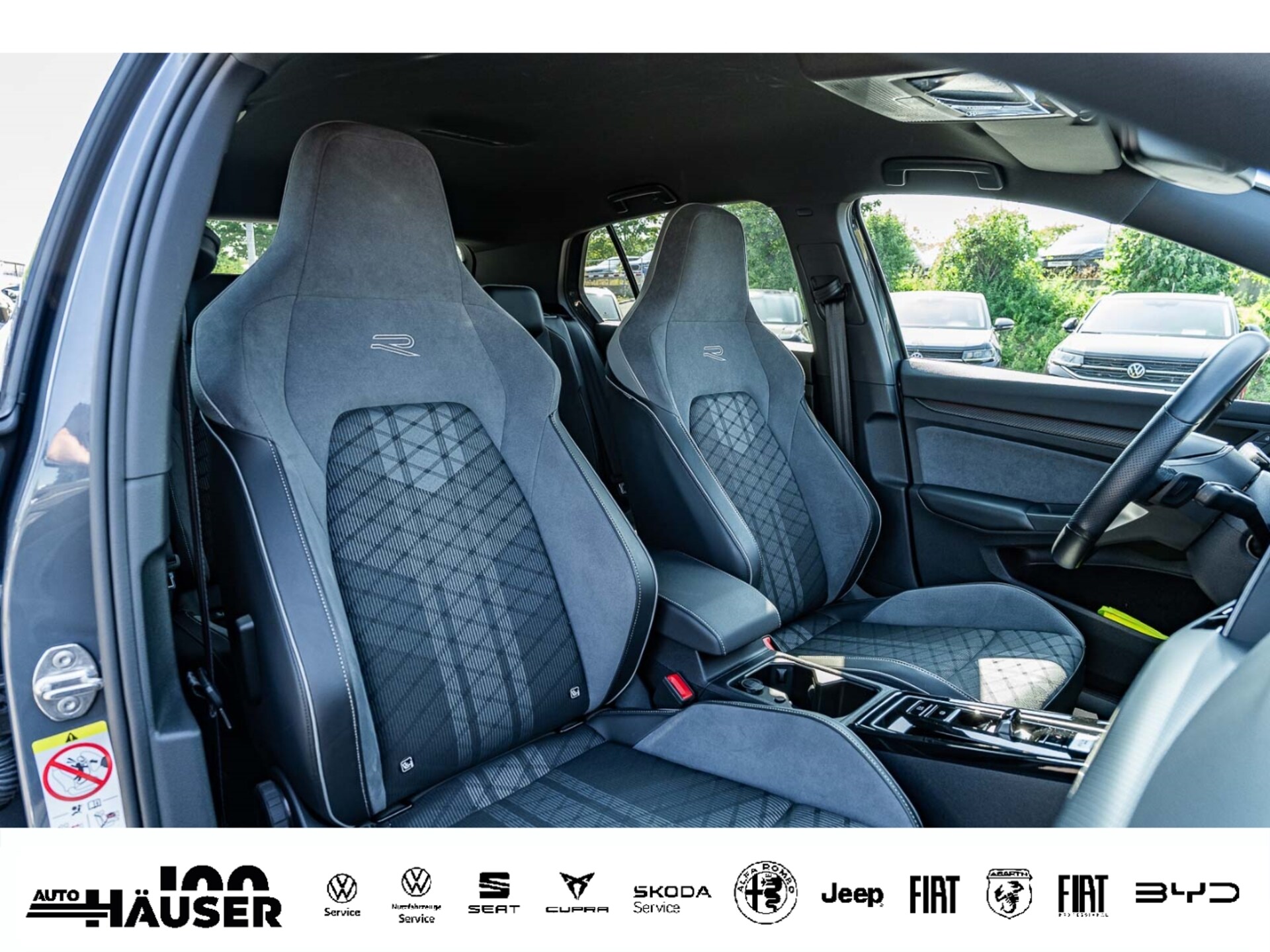 Volkswagen Golf R-Line