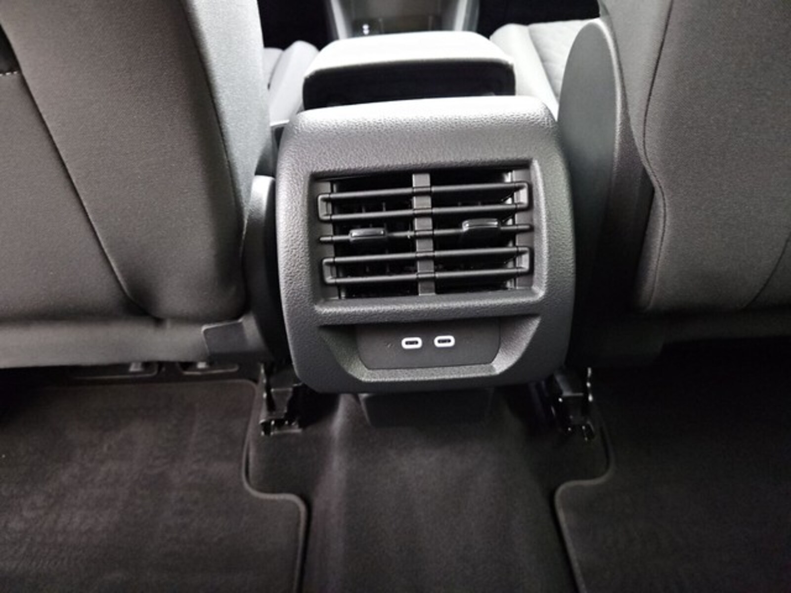 Volkswagen Caddy – Bild 12